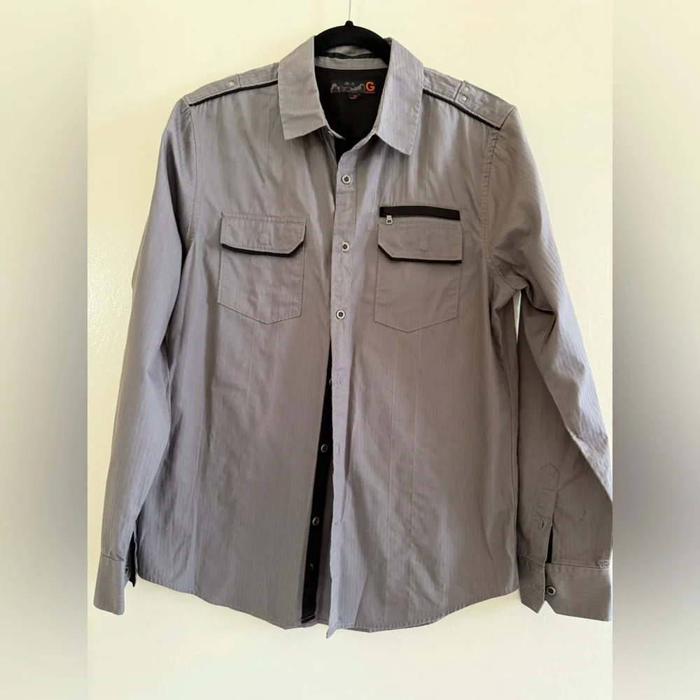 Guess Light Gray Shirt with Black Details - Picture 1 of 5